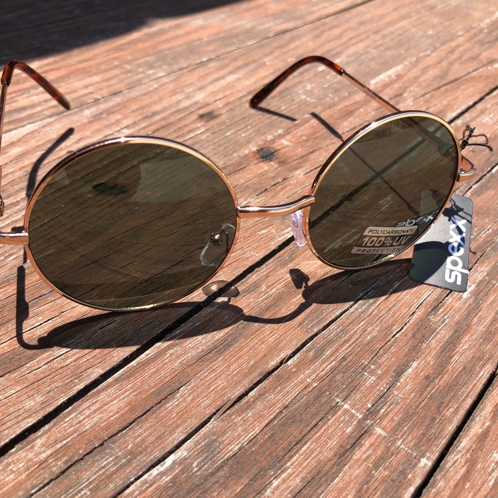 Round sunglasses ๐ - Picture 6 of 7